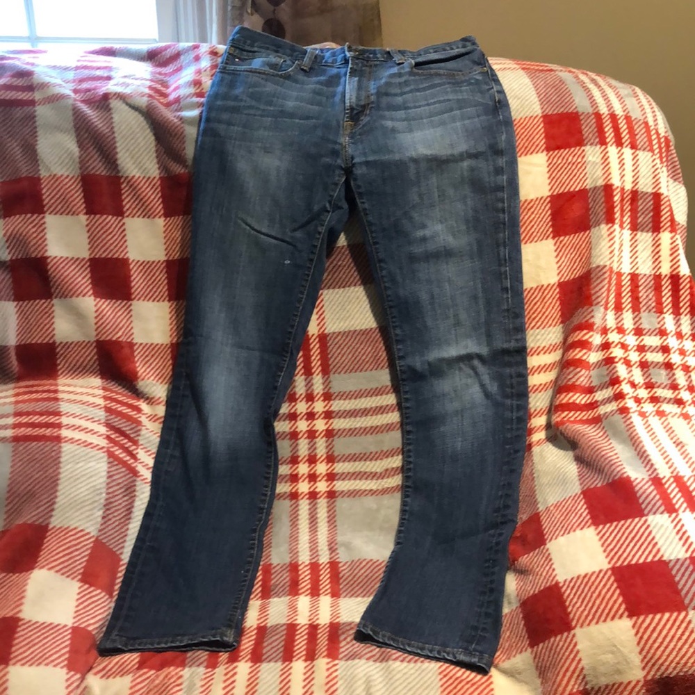 EUC MEN’s Tommy Hilfiger Jeans 32 x 34 slim